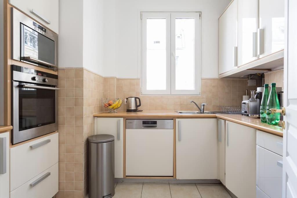 Apartment Elegant 4-room Near Arc De Triomphe And Palais Des Congres *