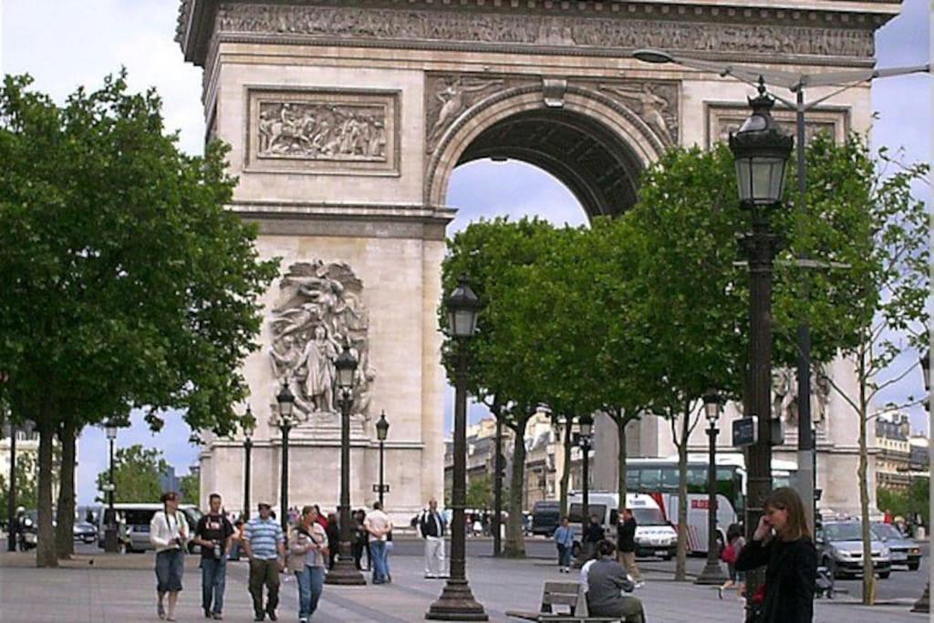 Appartement Elegant 4-room Near Arc De Triomphe And Palais Des Congres Paris